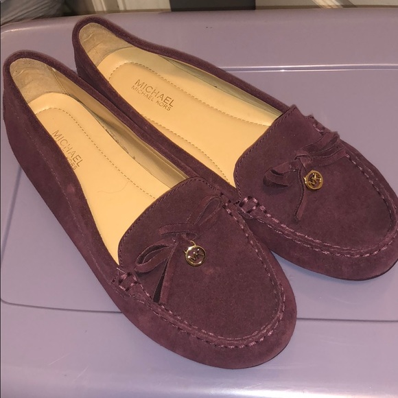 235michael Kors Driving Moccasins 